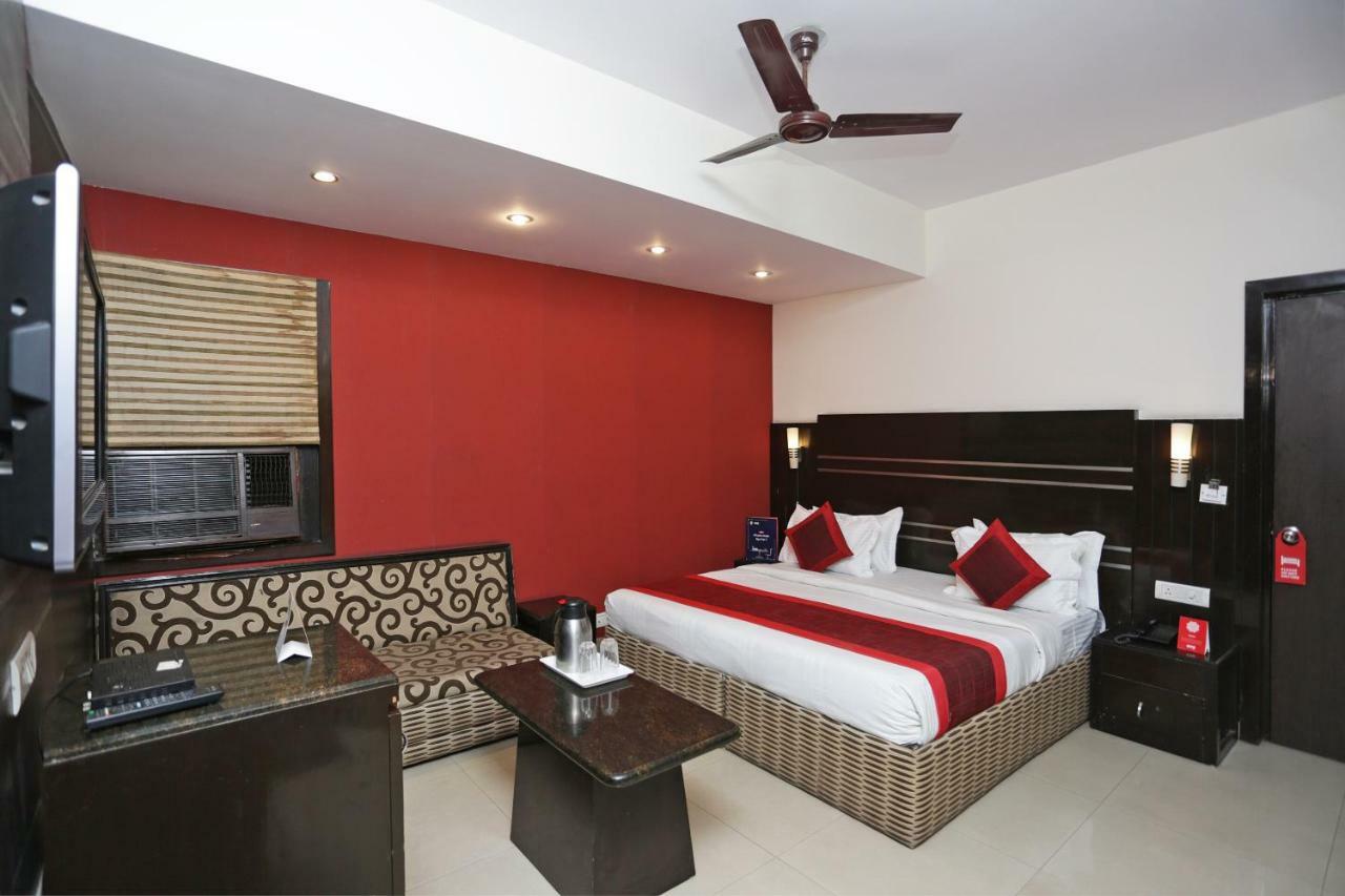 Oyo 13541 Otani Hotel Delhi  Exterior photo